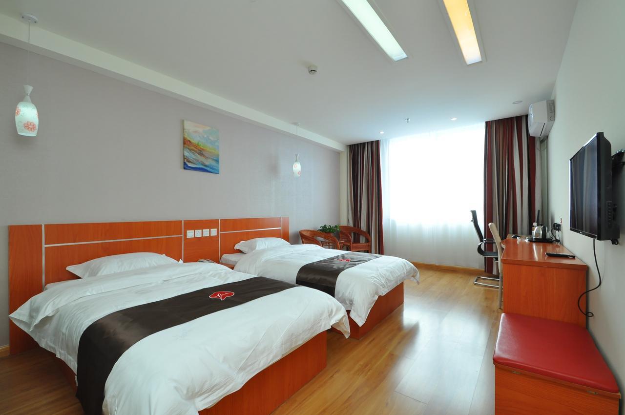 Thank Inn Chain Hotel West Eleven Road Mall Linji Kültér fotó